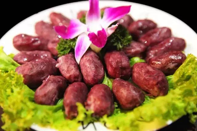 包头*阳城太**这家烤肉店，竟然有款能让人喝醉的饮料！