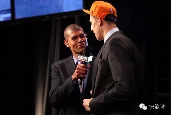 火箭22连胜火箭vs湖人,火箭22连胜姚明打了多少场