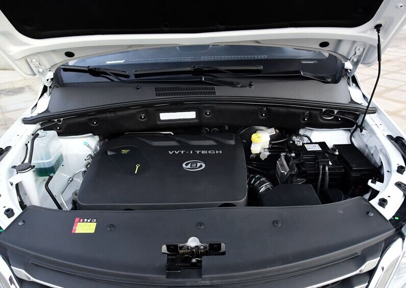 超高性价比SUV宝骏560对比大迈X5