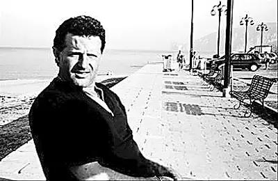 在他眼里再安全的保险库都是扯淡