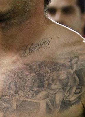 贝克汉姆为什么有那么多纹身,贝克汉姆纹身中文是什么字