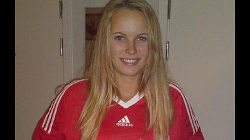 当足球遇上网球:巴萨名宿的侄子竟是皇马死忠