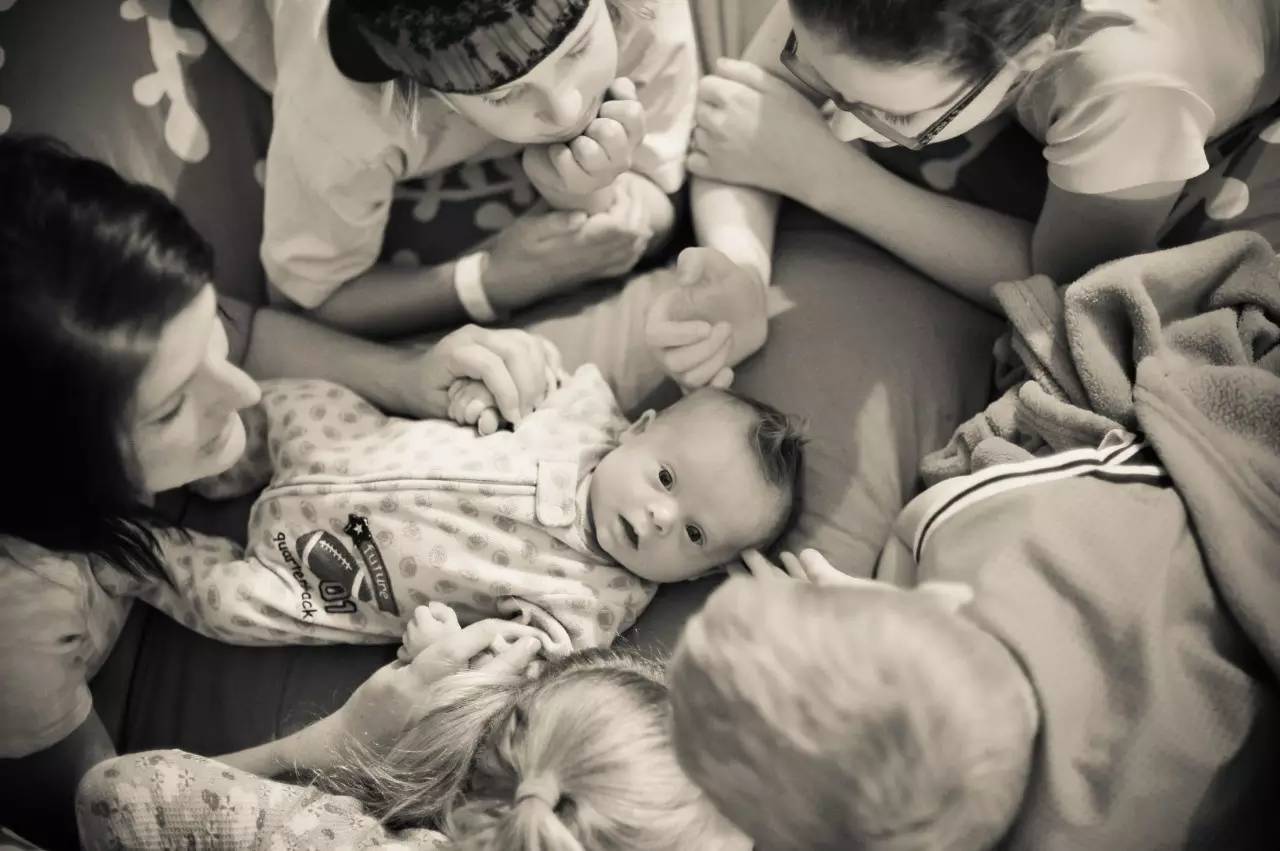 小孩患唐氏综合征,唐氏综合征比较幸运的孩子