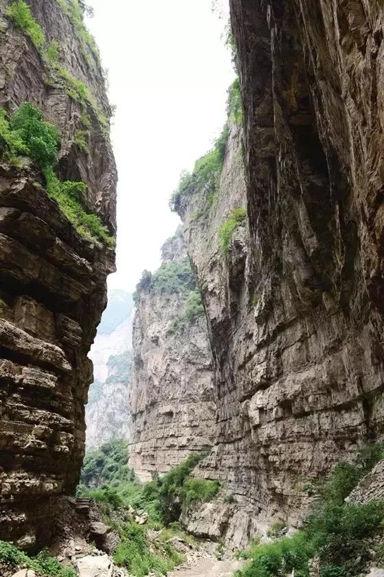 灵石红崖峡评价,灵石红崖峡牛角