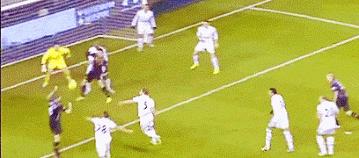 足球球员搞怪图片,足球搞笑庆祝动作gif