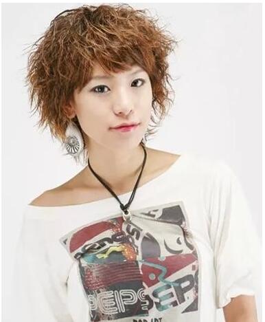 中年短发烫发沙宣妈妈款,短发沙宣烫发排杠教程