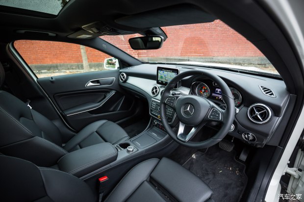 再入门也是个奔驰奔驰GLA180试驾