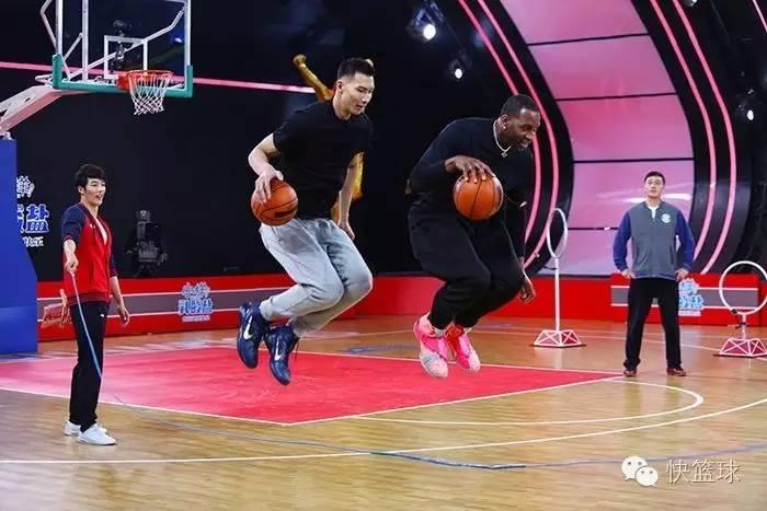 火箭22连胜火箭vs湖人,火箭22连胜姚明打了多少场