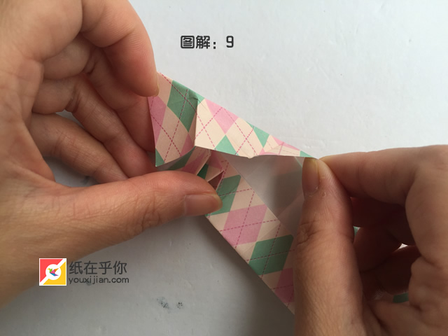 纸在乎你手工折纸糖果收纳盒视频图解教程