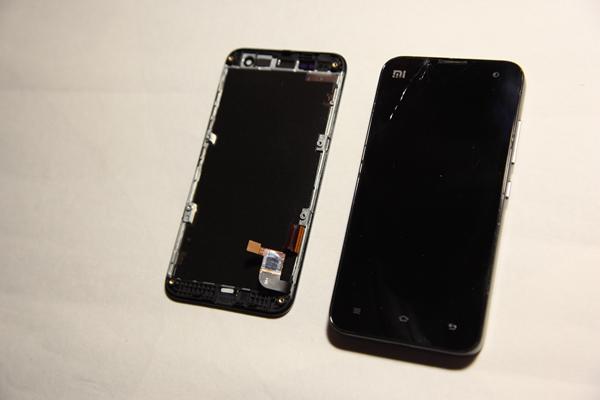 小米2s手机维修换外屏,小米2s更换屏幕总成多少钱