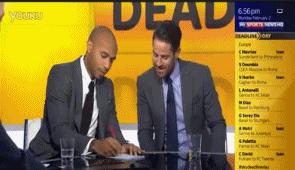 再给我两分钟!压哨转会,足球界的一场豪赌