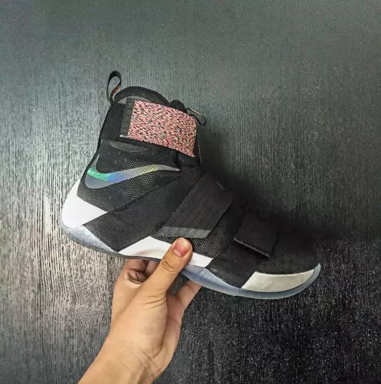 上脚球鞋2.6,上脚2k4篮球鞋