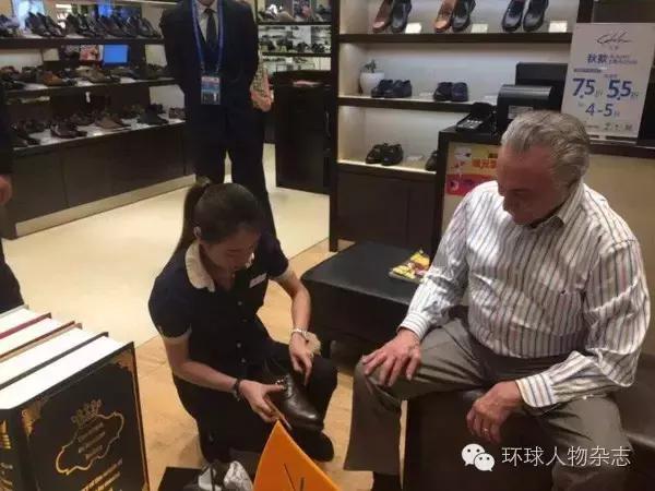 有没有卖龙虾的,有卖龙虾的吗