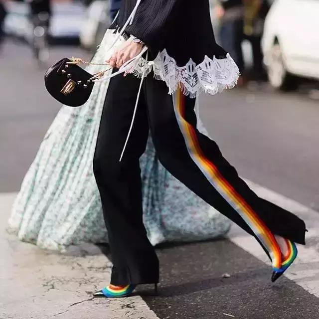 拍照丑出的翔,都是选衣服时脑子里进的水!成都9大商场秋装推荐