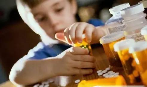 宝宝发热到多少度可以用药,宝贝发热物理降温怎么降最快