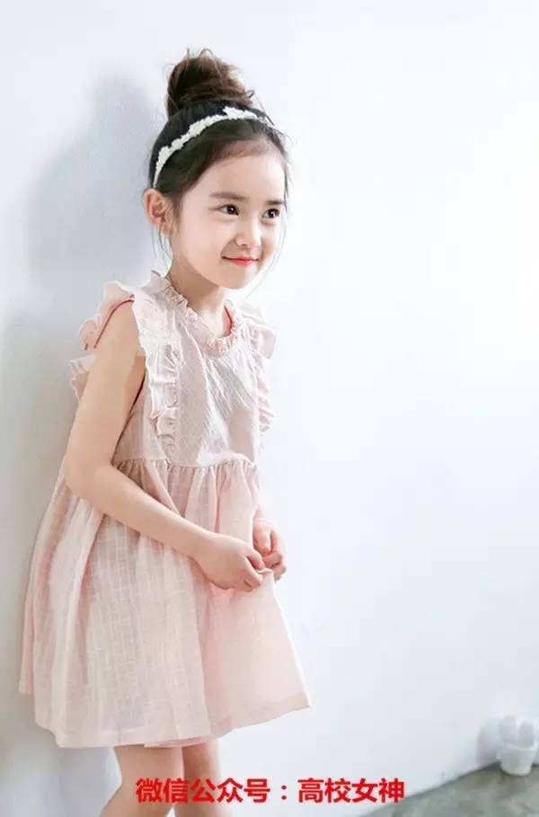 林允儿以前到现在的变化,林允儿早期的视频