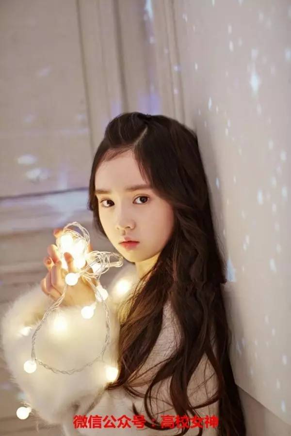 林允儿以前到现在的变化,林允儿早期的视频