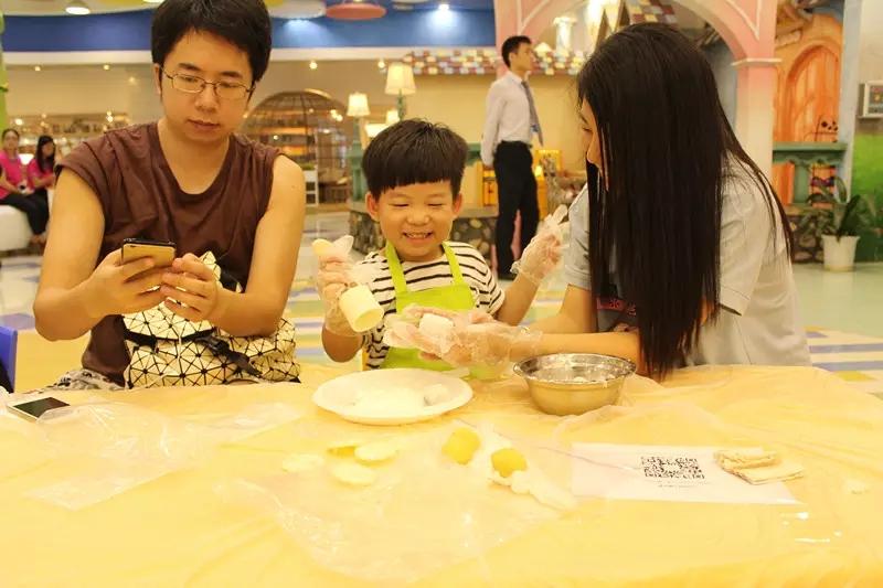 鍐扮毊鏈堥ゼdiy鍏ㄥ鏉愭枡,diy鏈堥ゼ娲诲姩娴佺▼