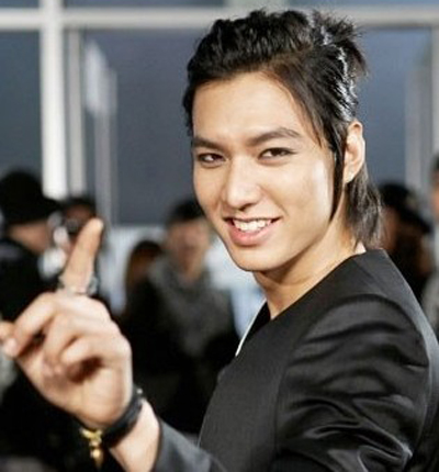 男生长发烫发染发,发质偏软长发长脸男生烫发