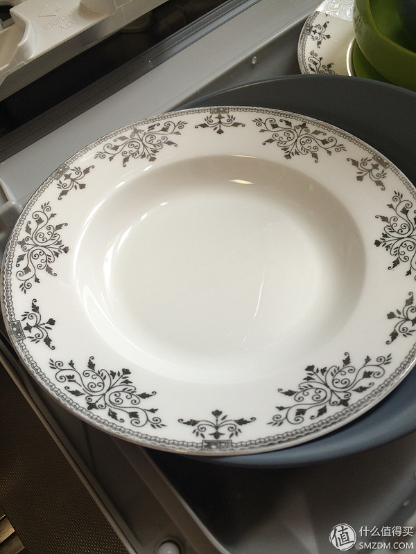 小厨房放集成灶冰箱洗碗机,小厨房如何装洗碗机和冰箱