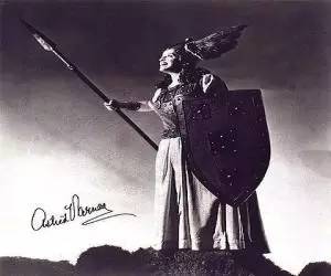 香水|姑娘你身上的味道够独特么