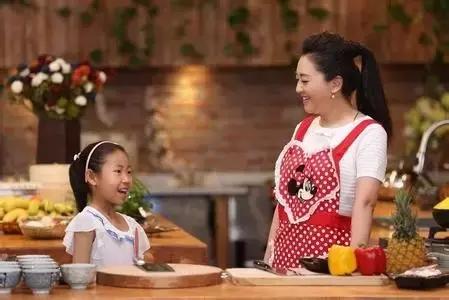 鞠萍姐姐董浩叔叔多大岁数,鞠萍姐姐金龟子董浩叔叔