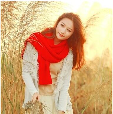 大脸适合什么发型秋冬,脸大的女生秋季适合什么发型