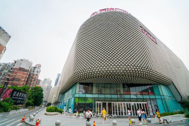 世界上最长的商业街在哪里,世界上最长步行街是哪个国家