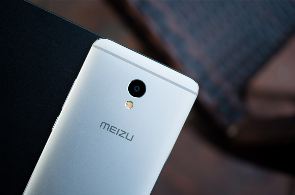 颜值加持,魅蓝e全部参数