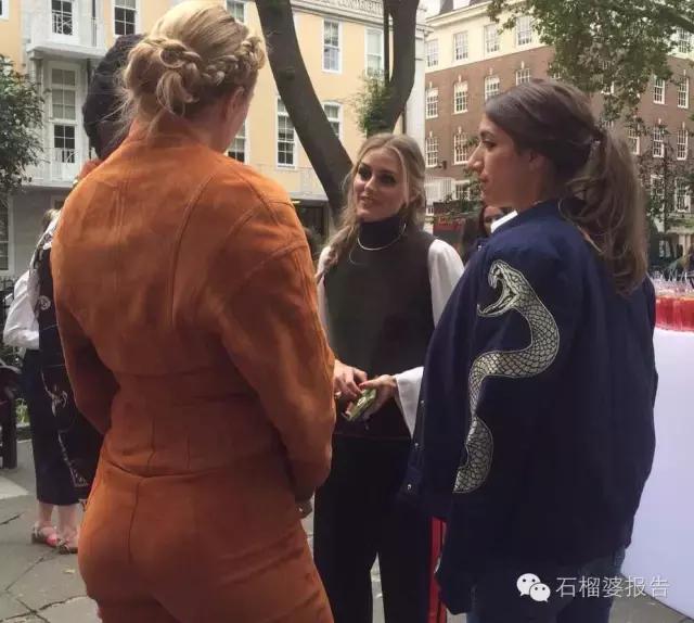 让你穿出独一无二的效果,一套衣服穿出你意想不到的美