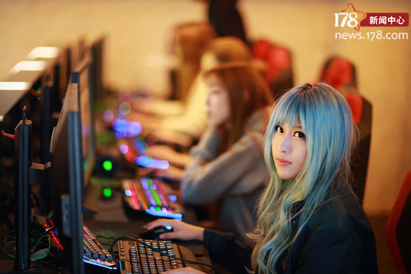 一周轻谈：IG女队集体离职CK*裤内**代言人竟是它！