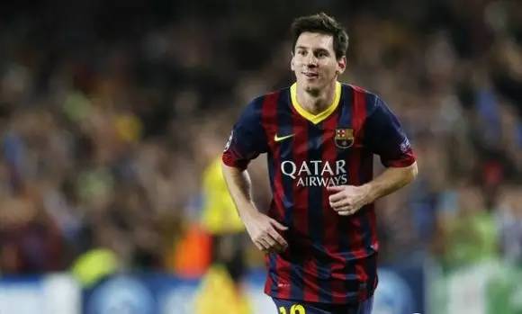 禹唐DAILY|休赛期球衣销量排名：詹皇压库里；因凡蒂诺高度赞赏视频回放技术