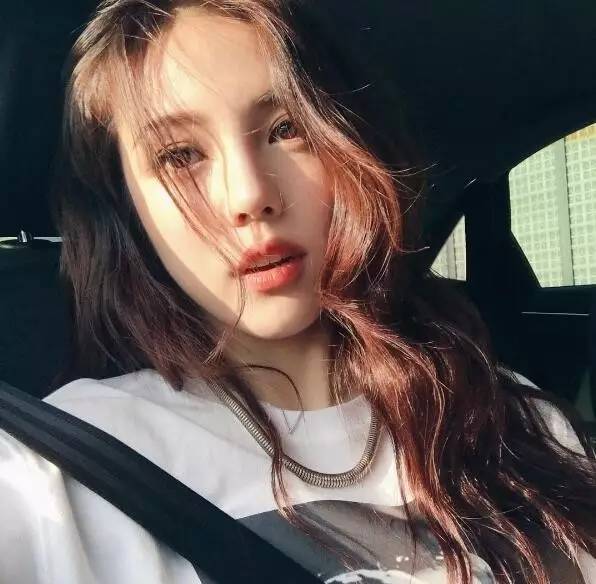 贝微微同款口红色号,真人贝微微