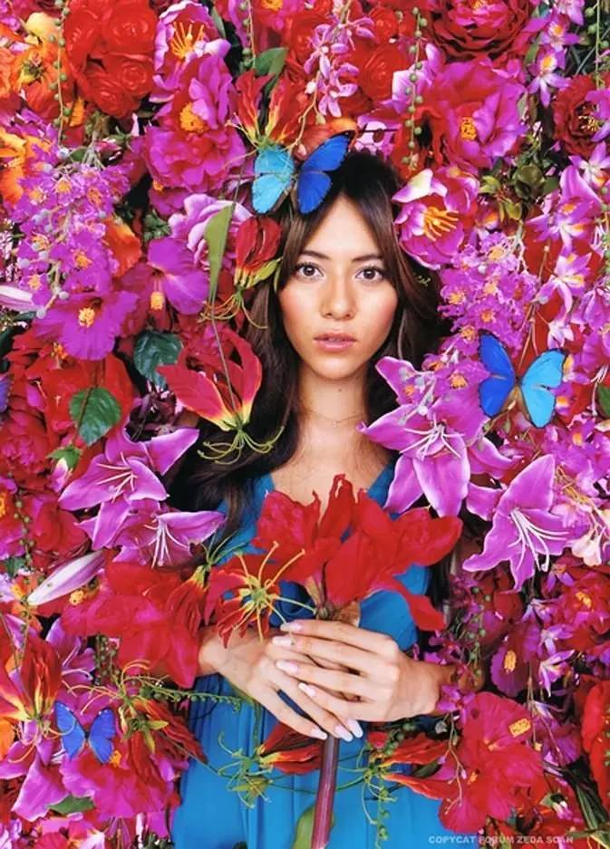 什么牌子的美瞳既平价又好用,好看又便宜不磨眼睛的美瞳推荐