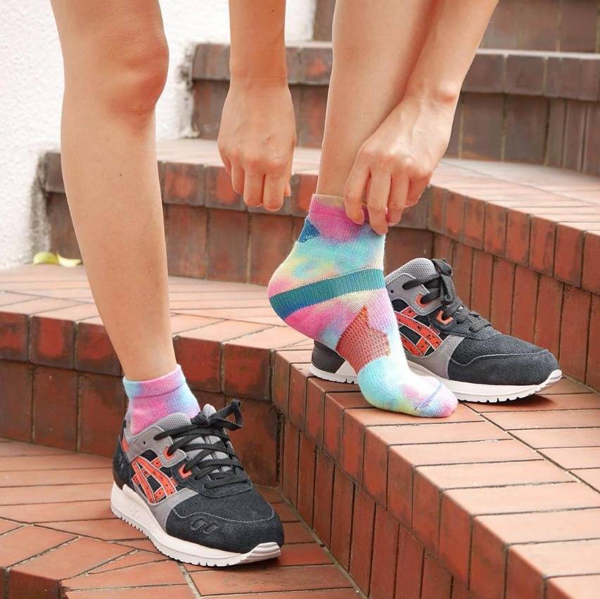 日本樱花妹的心机好物,樱花妹都穿什么袜子