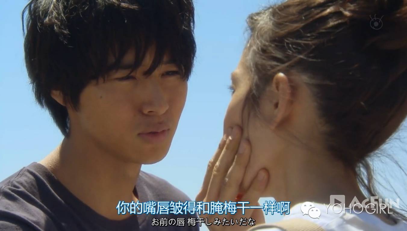 怎么样让干燥的嘴唇快速变滋润,唇干起皮怎么办最快最有效夏天