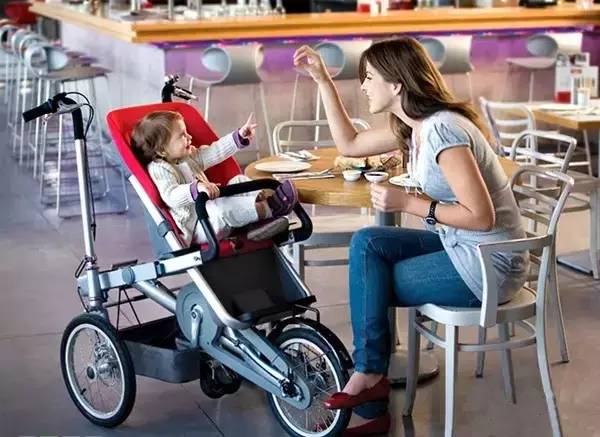 极客爸爸给婴儿车装上了125CC的摩托车发动机 边参赛奥运边“遛”小孩？｜905出行设计师