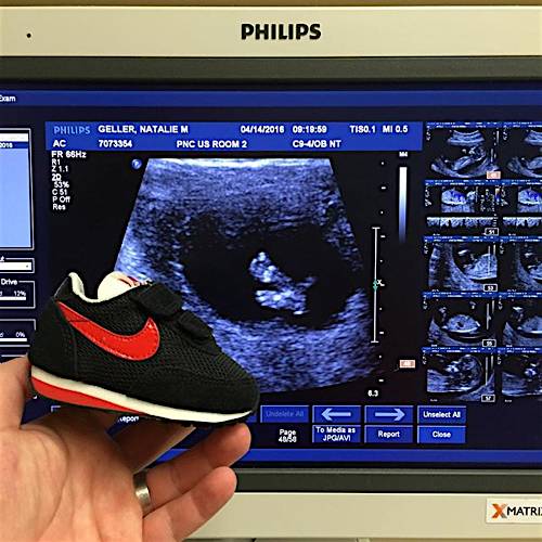 见识了他1000万美元的鞋库，我的红眼病无药可医