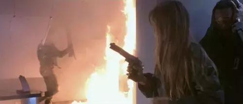 终结者1-6部解析,终结者电影武器