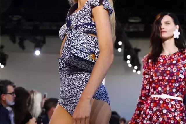 刘诗诗高圆圆同款,杨幂包包品牌及价格