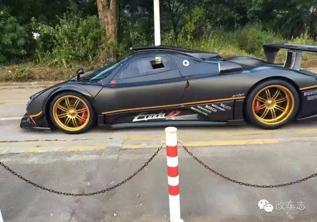 全球唯一上牌的帕加尼ZondaR惊现广东，价值4000万
