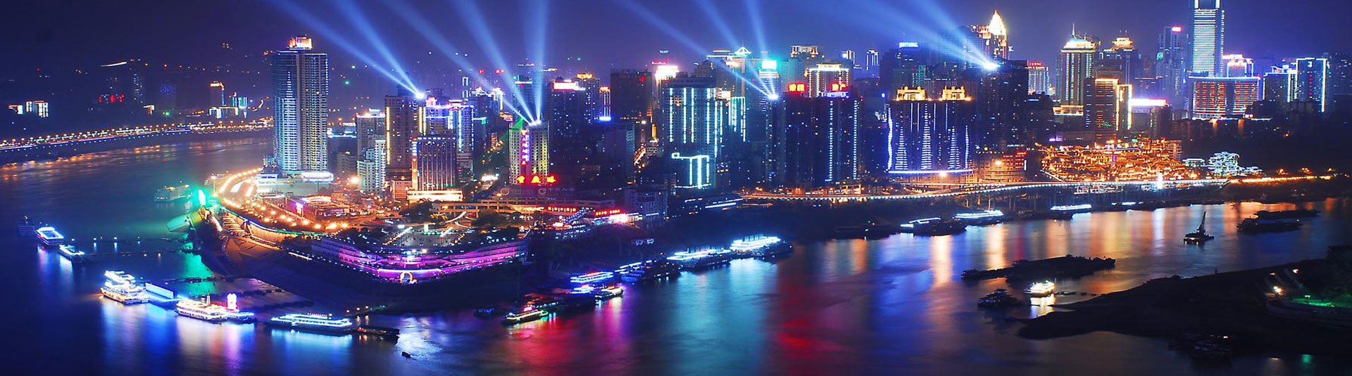 重庆最贵的酒店住一晚多少钱,重庆最贵的酒店