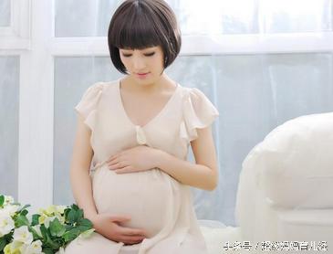 孕中期怎么分清漏尿跟破羊水,怎么分清漏尿还是羊水