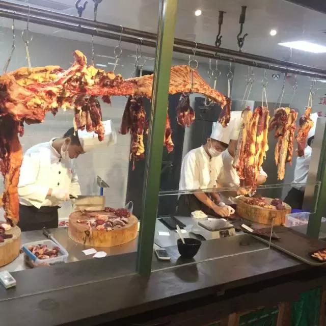 大连十大网红菜馆,大连适合10-15人聚会的餐厅