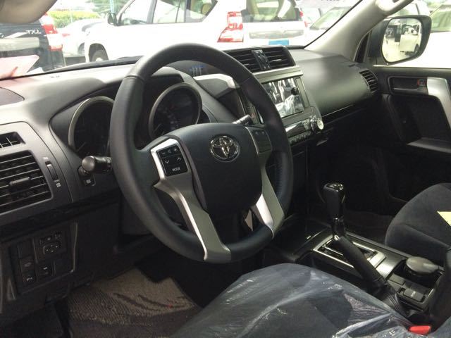 开了3年丰田霸道普拉多,丰田霸道普拉多有多脆