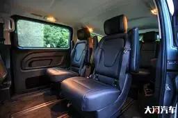 奔驰威霆丐版7座商务车试驾,奔驰威霆v260l试驾