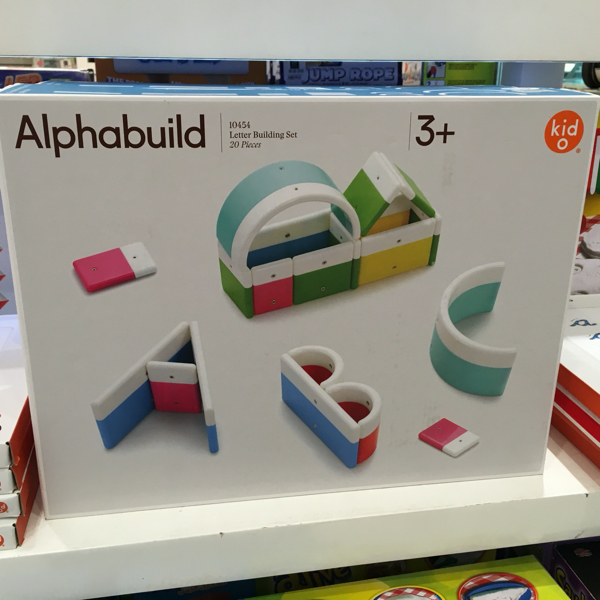 家记忆|迪拜MALL在孩子眼里的豪华：一望无际的玩具世界啊