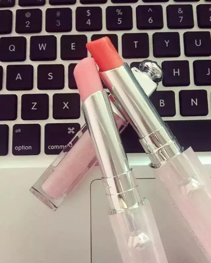 唯一一支口红就要用完,唯一能让我用完还回购的口红