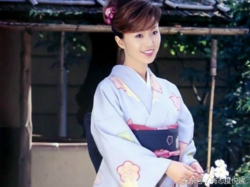 玉女回头金不换?酒井法子怎样完成“不可能”的自我救赎