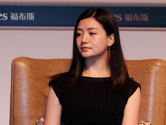 马云背后最重要的5个女人，各个身家过亿，最后一个真美！